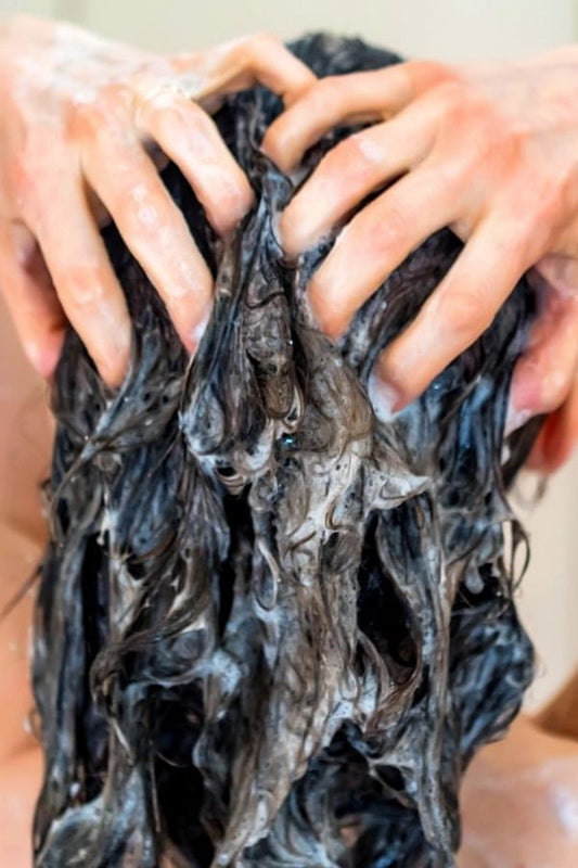 How Should You Clean Your Scalp Properly?
