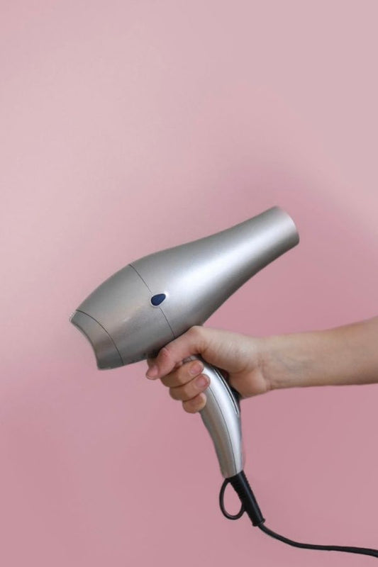 How to Make Your Hair Shiny, Voluminous and Bright?