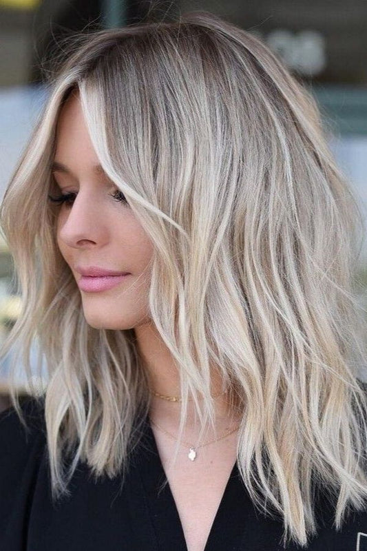 5 Slimming Hairstyles for Round Type of Face