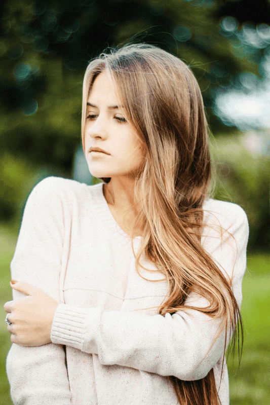 How to Remove Static from Your Hair