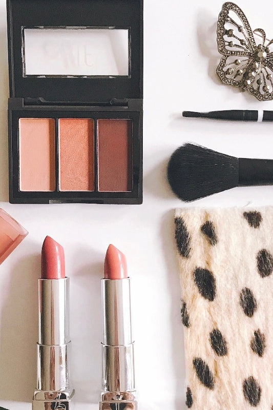 Sales of cosmetics in a beauty salon: instructions